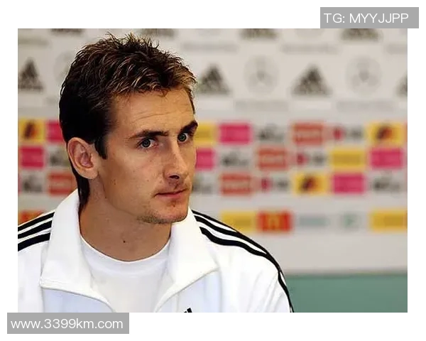 克劳斯和阿夫莱赫特握手言和，一米丁平局首战俘获全场焦点