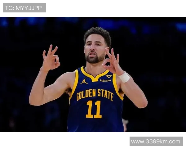 汤普森状态火热,独得40分带领球队取得胜利——再现巅峰之夜 汤普森状态火热,独得40分带领球队取得胜利——再现巅峰之夜